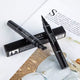 Svart eyeliner